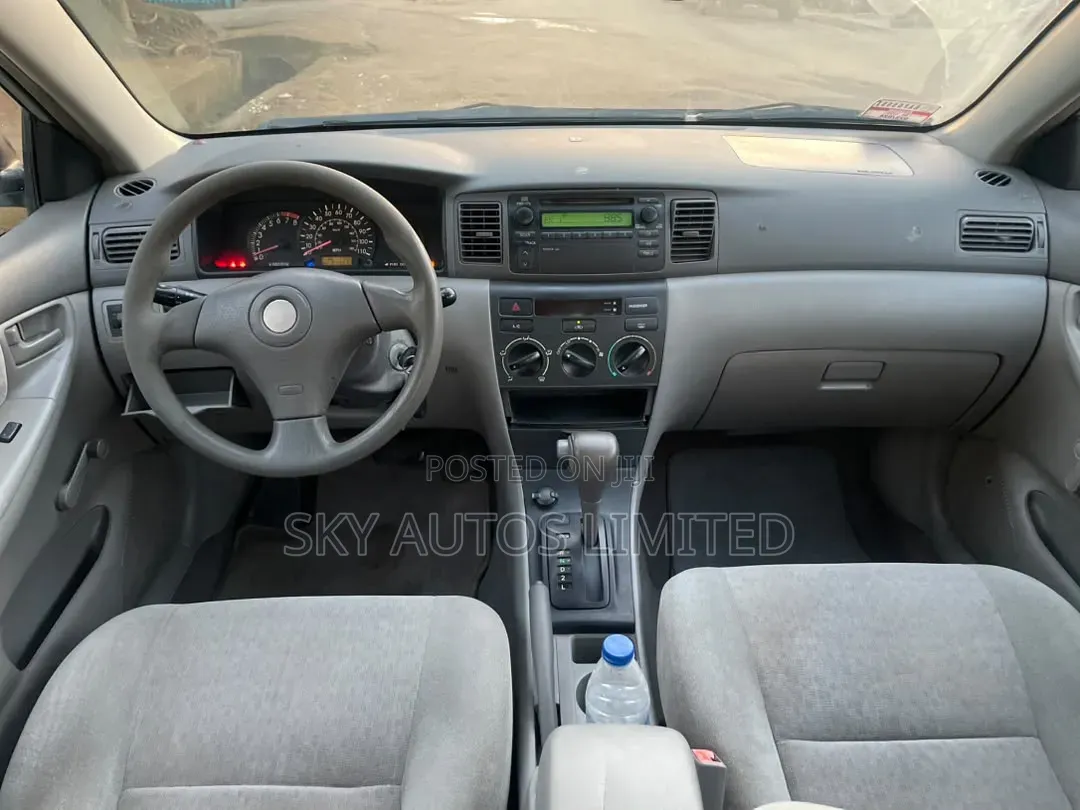 Toyota Corolla Sedan 2003 Silver