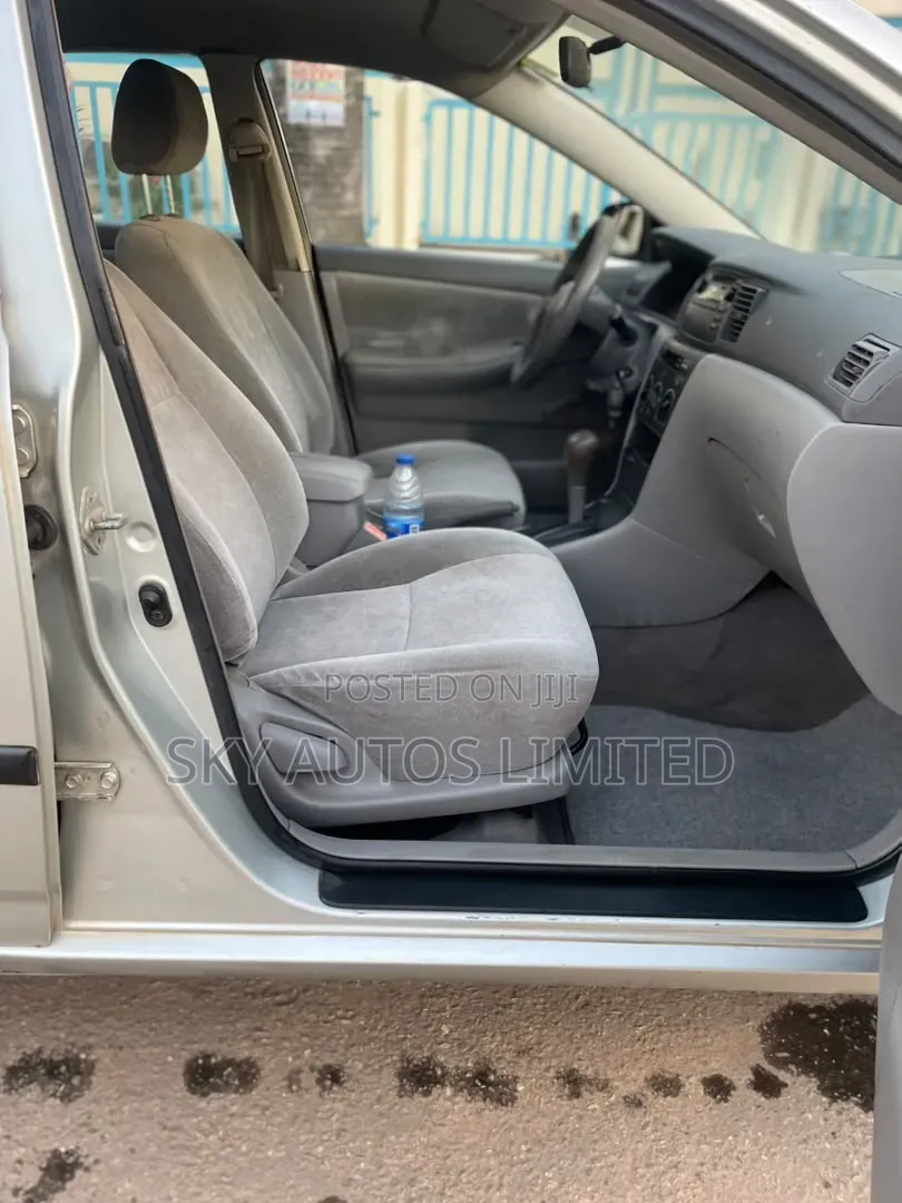 Toyota Corolla Sedan 2003 Silver