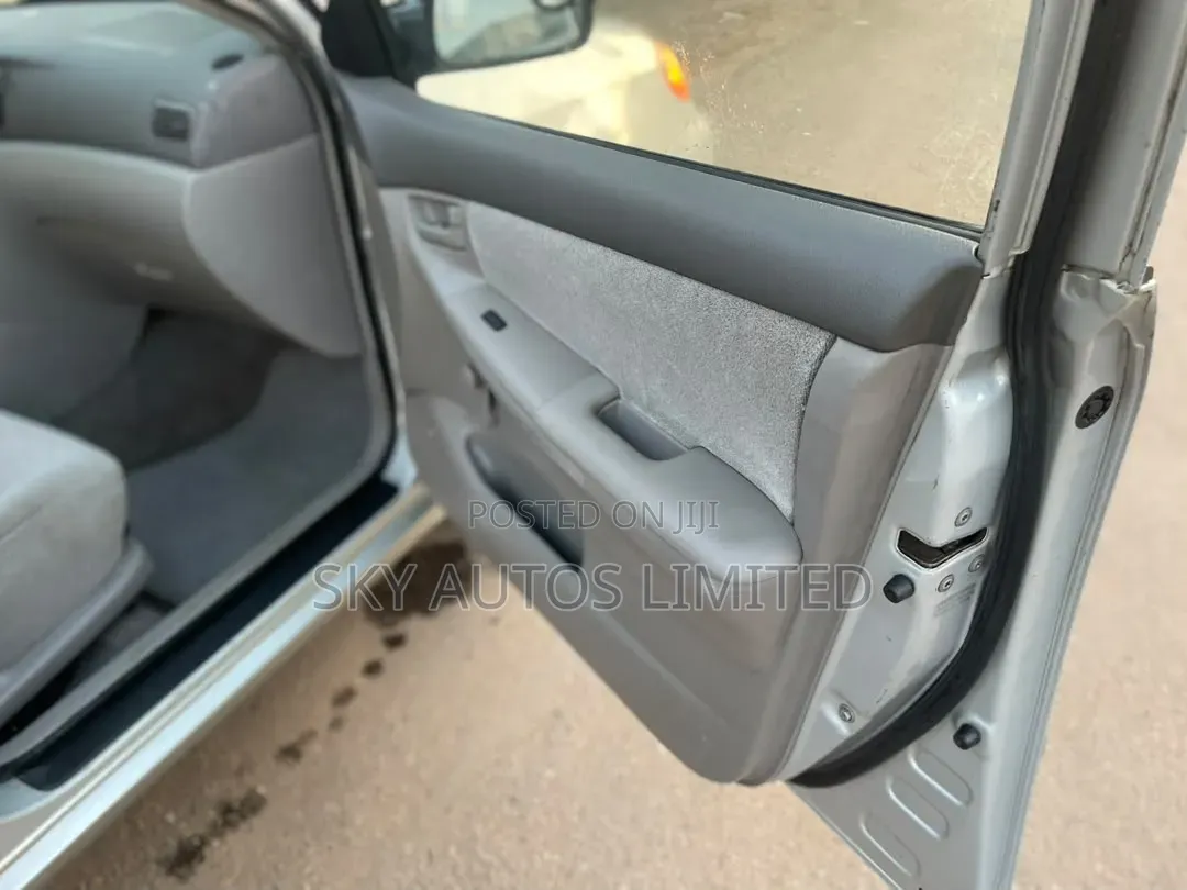 Toyota Corolla Sedan 2003 Silver