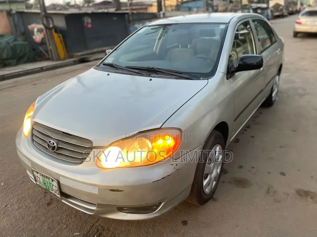 Toyota Corolla Sedan 2003 Silver