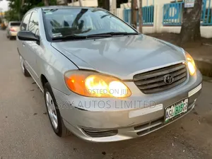 Toyota Corolla Sedan 2003 Silver