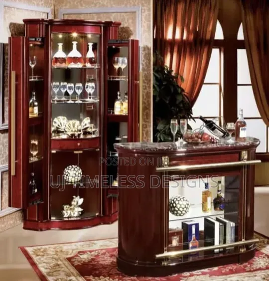 Wine Bar With Adjustable Wings
