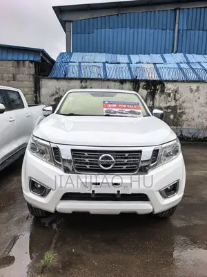 Nissan Navara 2017 White