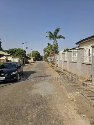 3bdrm Bungalow in Estate Life Camp for rent