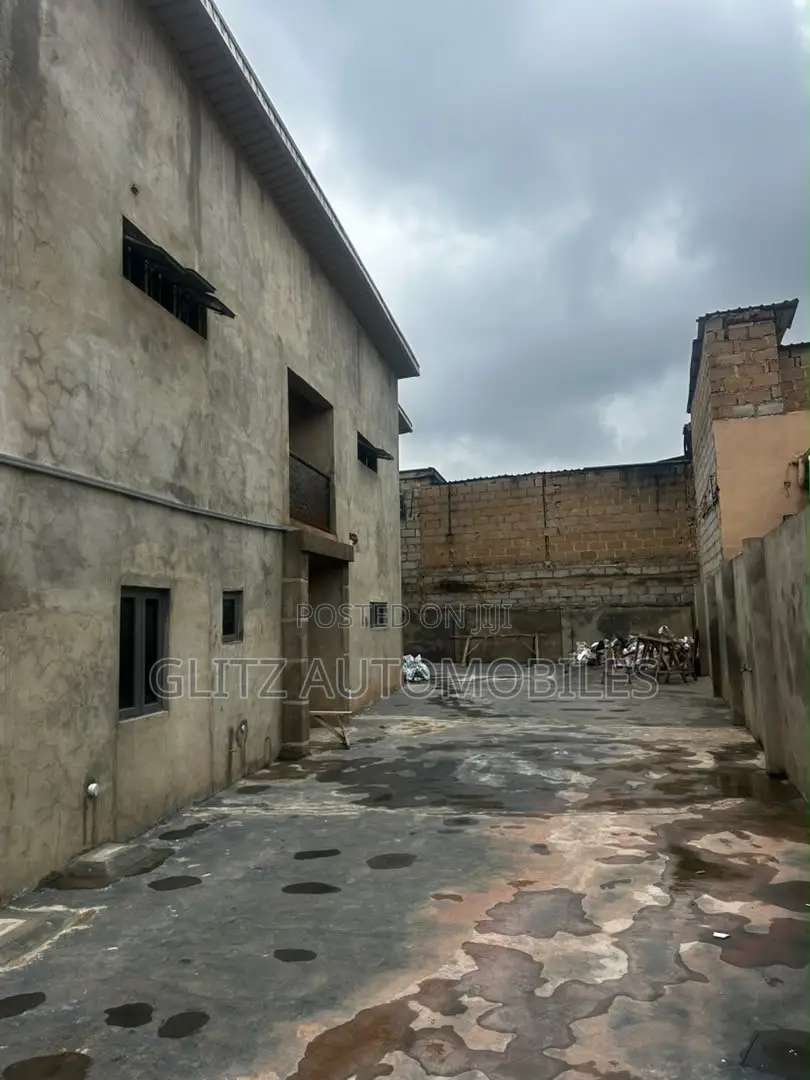 Warehouse for Lease