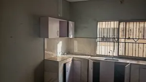 Furnished 2bdrm Block of Flats in Araronmi Oyewole for rent