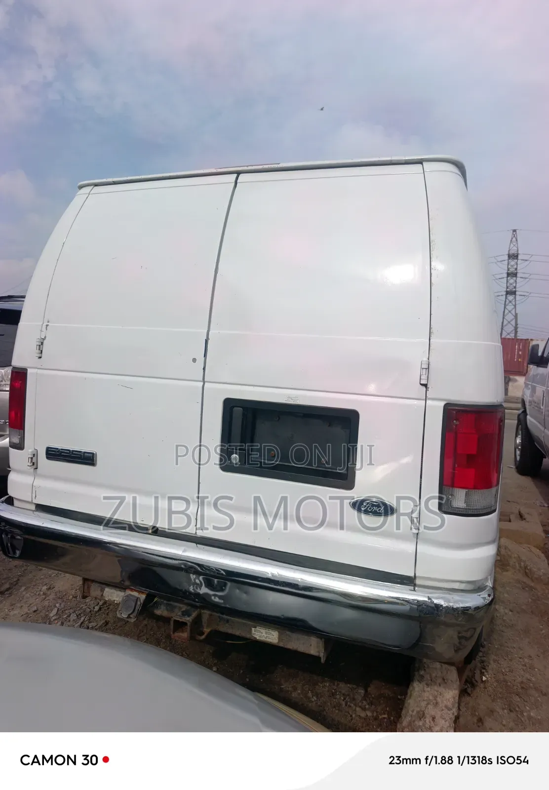 Ford E250 2008 White