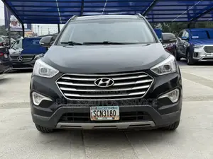 Hyundai Santa Fe Limited w/Saddle Interior 4dr SUV AWD (3.3L 6cyl 6A)