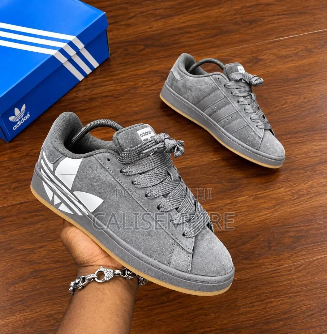 I Sell Original Solid All Kind of Quality Sneakers 