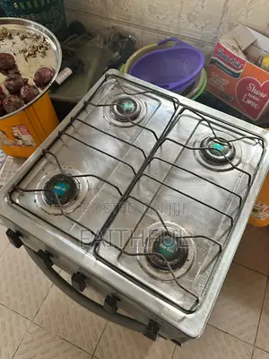 4 Burner Gas Cooker With Oven
