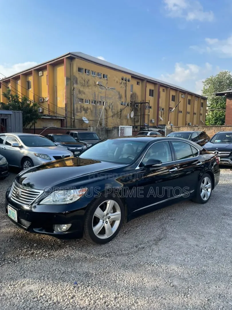 Lexus LS 460 2010 Black