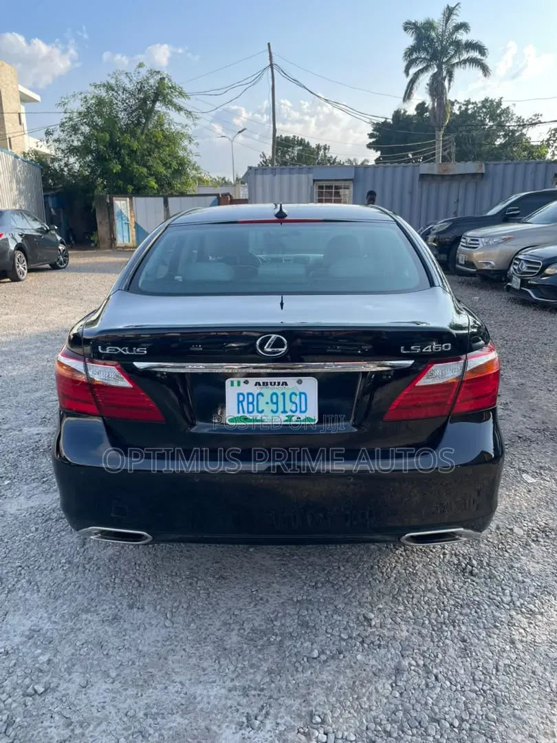 Lexus LS 460 2010 Black