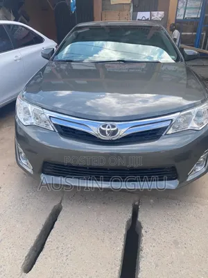 Toyota Camry L 4dr Sedan (2.5L 4cyl 6A) 2012 Gray