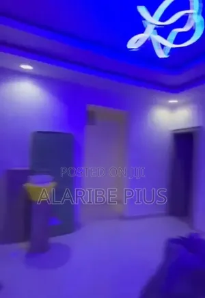 2bdrm Block of Flats in Estate, Guzape District for rent