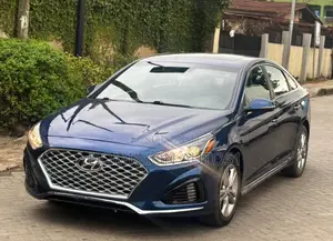 Hyundai Sonata Sport 2019 Blue