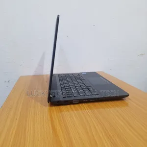 Laptop Samsung 8GB Intel Core i3 HDD 320GB