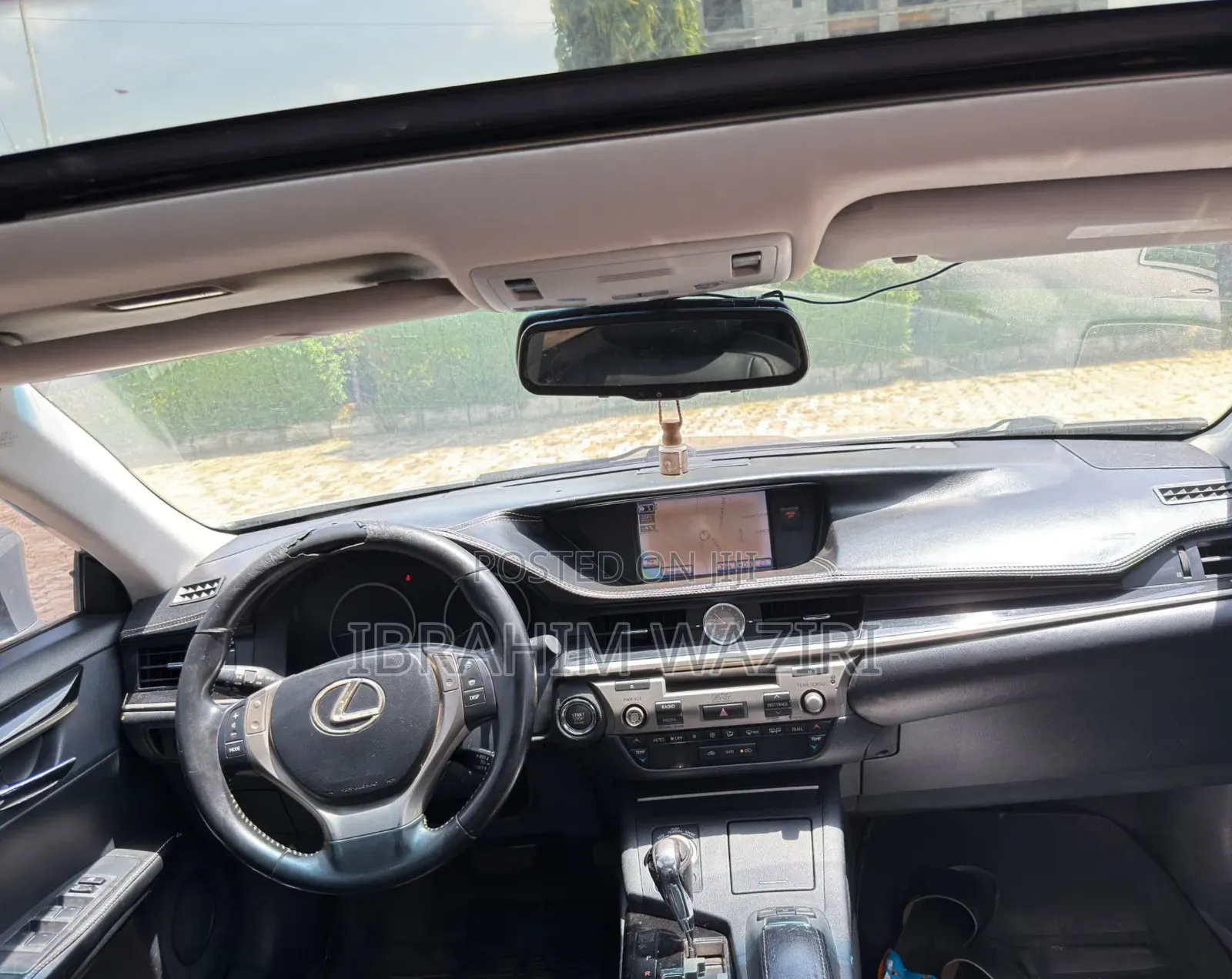 Lexus ES 2014 Brown
