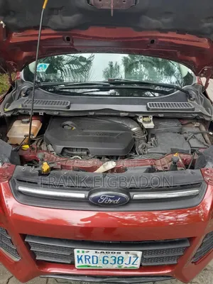 Ford Escape SE 4dr SUV AWD (1.6L 4cyl Turbo 6A) 2014 Red