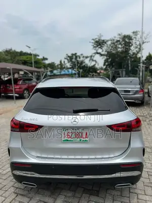Mercedes-Benz GLA 250 2021 Silver