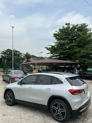Mercedes-Benz GLA 250 2021 Silver