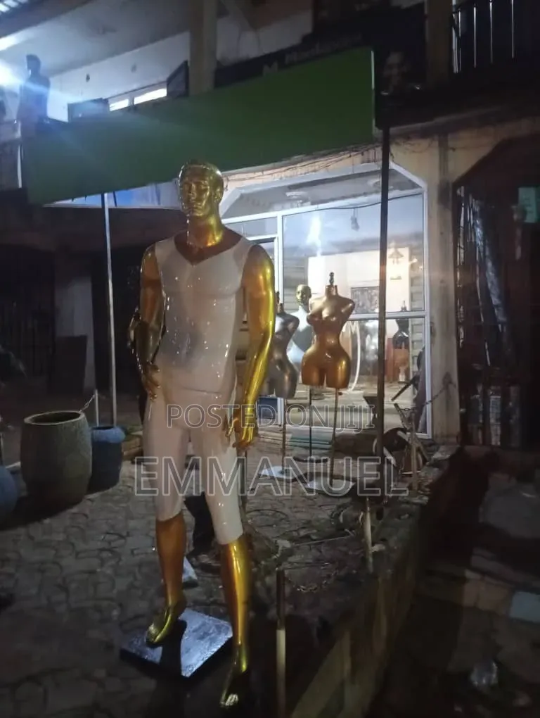Ubreakable Mannequin