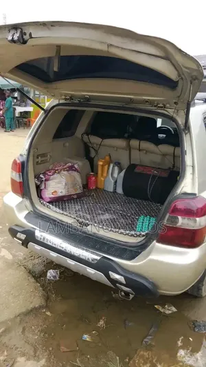 Toyota Highlander 2005 Gold