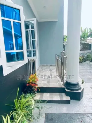 12bdrm Block of Flats in Uye Estate, Uyo for rent