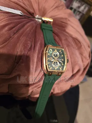 CURREN Luxury Green & Gold Chronograph Watch – Premium Men's Watch