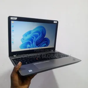 Laptop Lenovo ThinkPad E570 8GB Intel Core i5 SSD 256GB