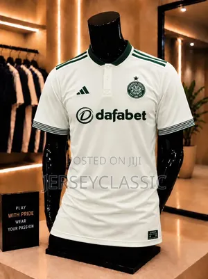 Celtic Retro Football Jersey – White & Green Polo