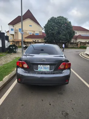 Toyota Corolla 2009 Gray