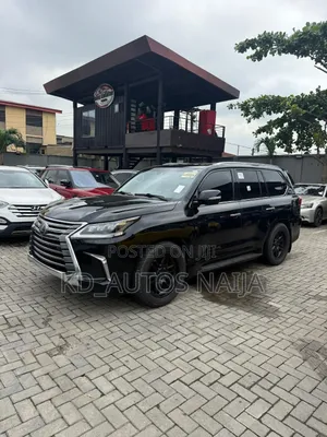 Lexus LX 2017 Black