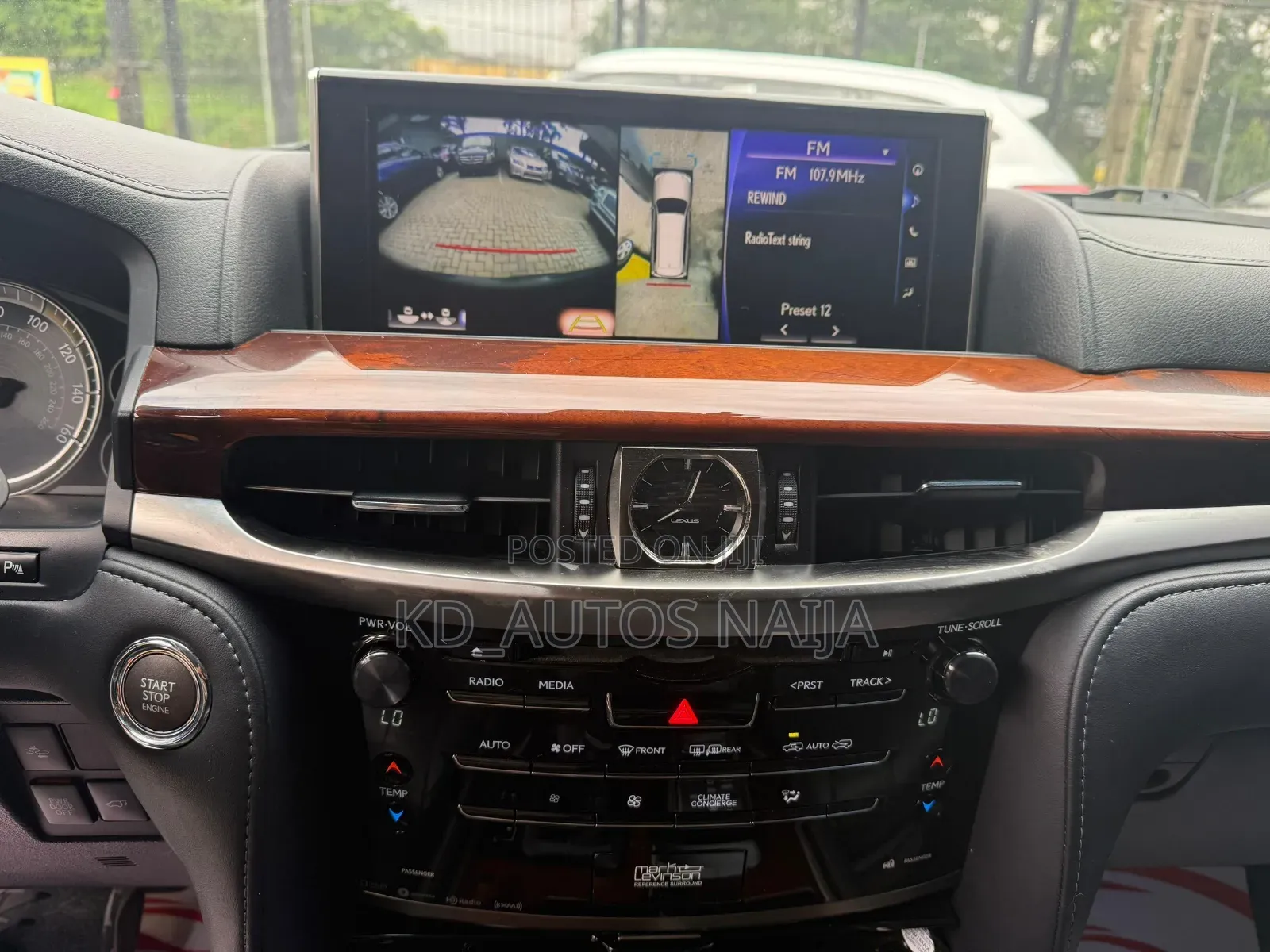 Lexus LX 2017 Black