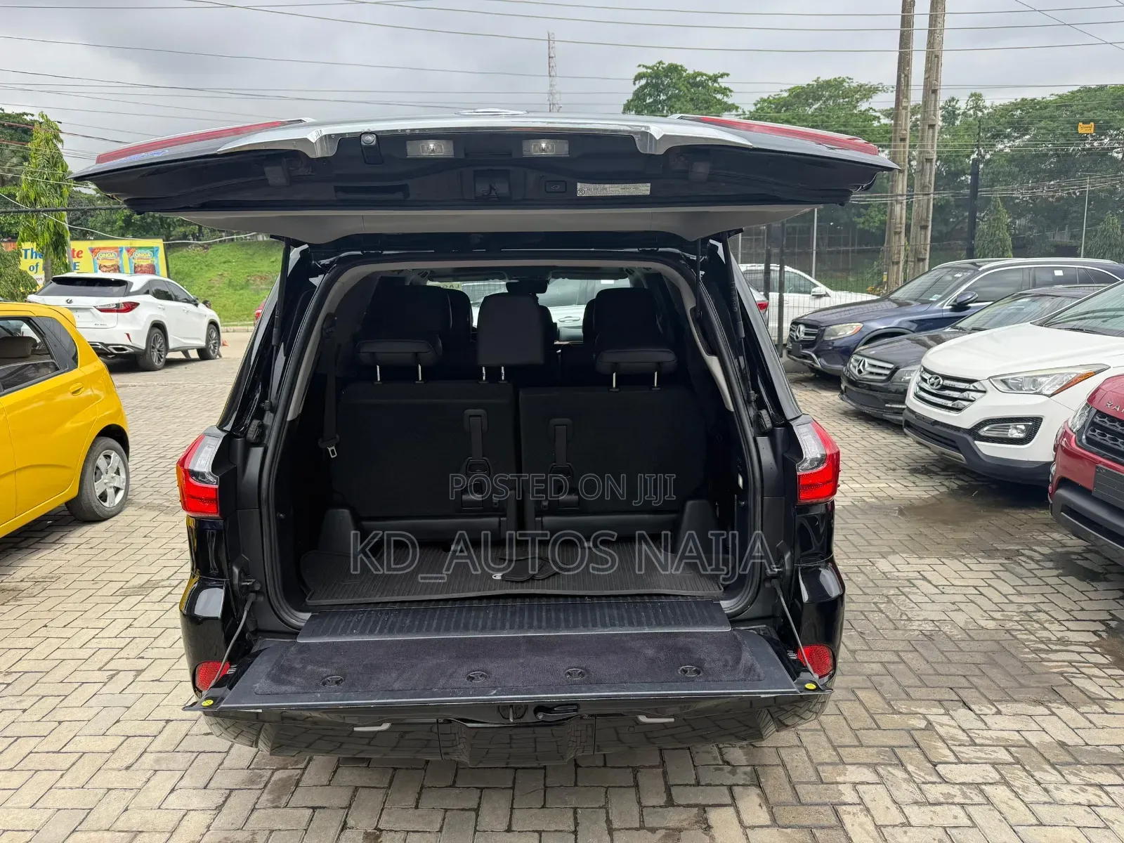 Lexus LX 2017 Black