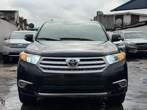 Toyota Highlander Limited 2010 Black