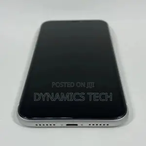 Apple iPhone XR 64 GB White