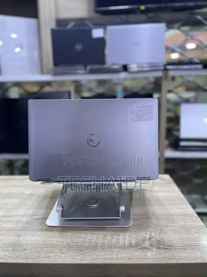 Laptop Dell Latitude 7400 16GB Intel Core i5 SSD 512GB