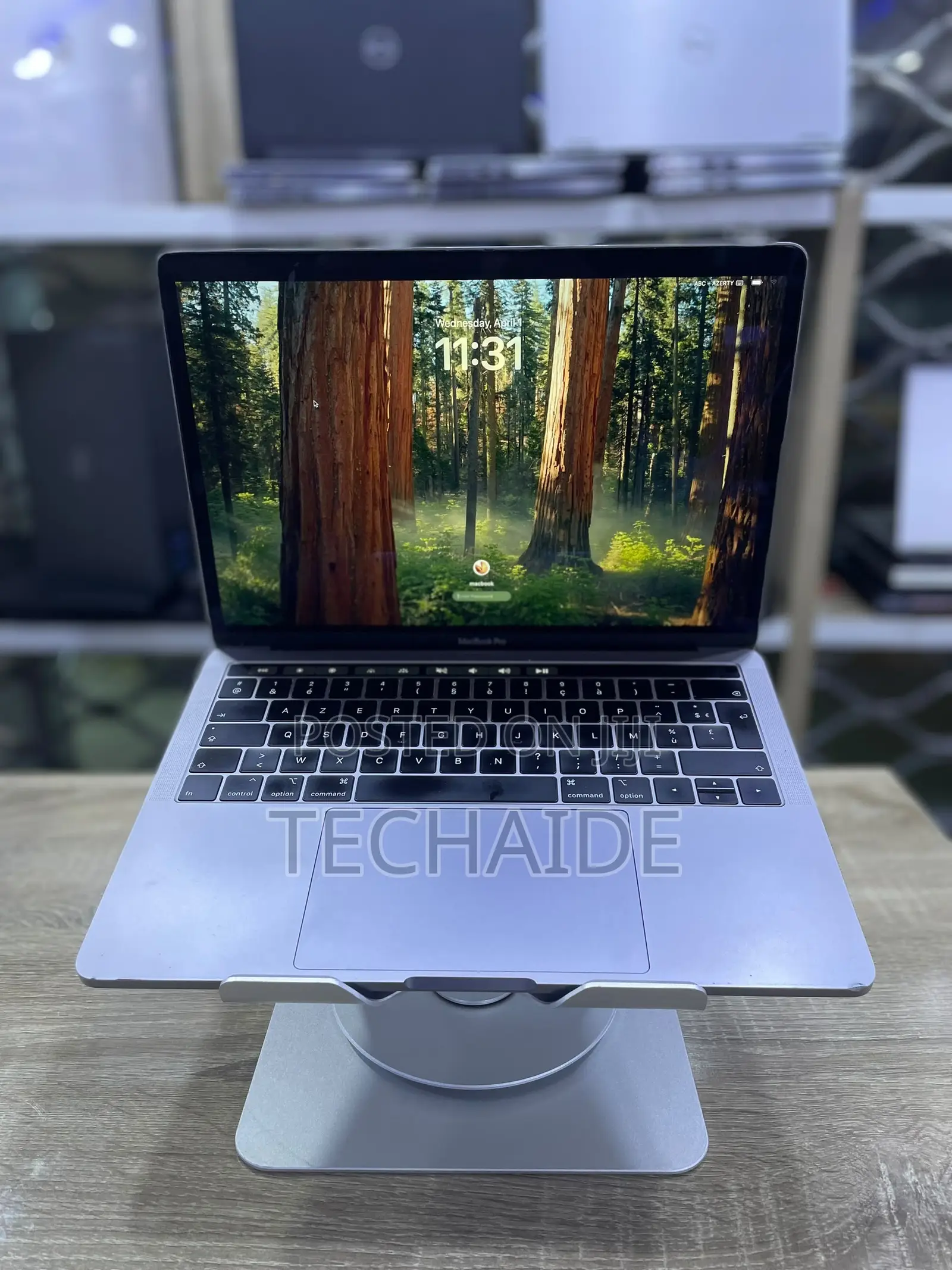 Laptop Apple MacBook Pro 2019 8GB Intel Core i5 SSD 256GB