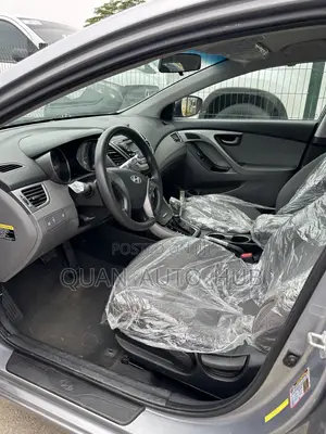 Hyundai Elantra SE 4dr Sedan (1.8L 4cyl 6M) 2015 Silver