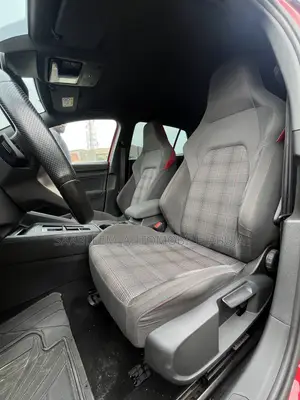 Volkswagen Golf 1.4T TSI 2021 Red