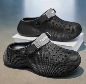 Black Unisex Clogs