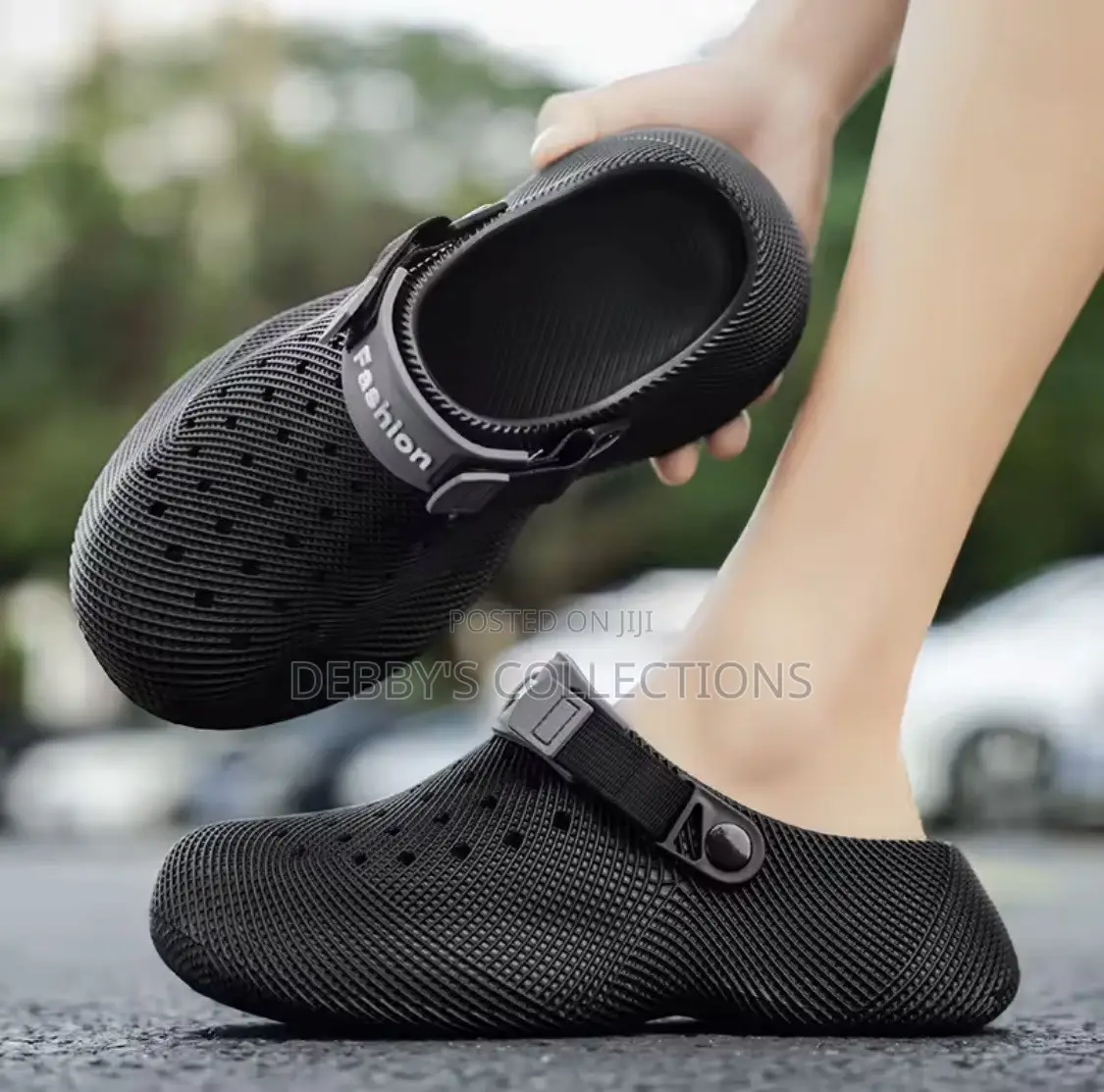 Black Unisex Clogs