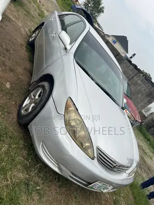 Toyota Camry LE 4dr Sedan (2.4L 4cyl 4A) 2004 Silver