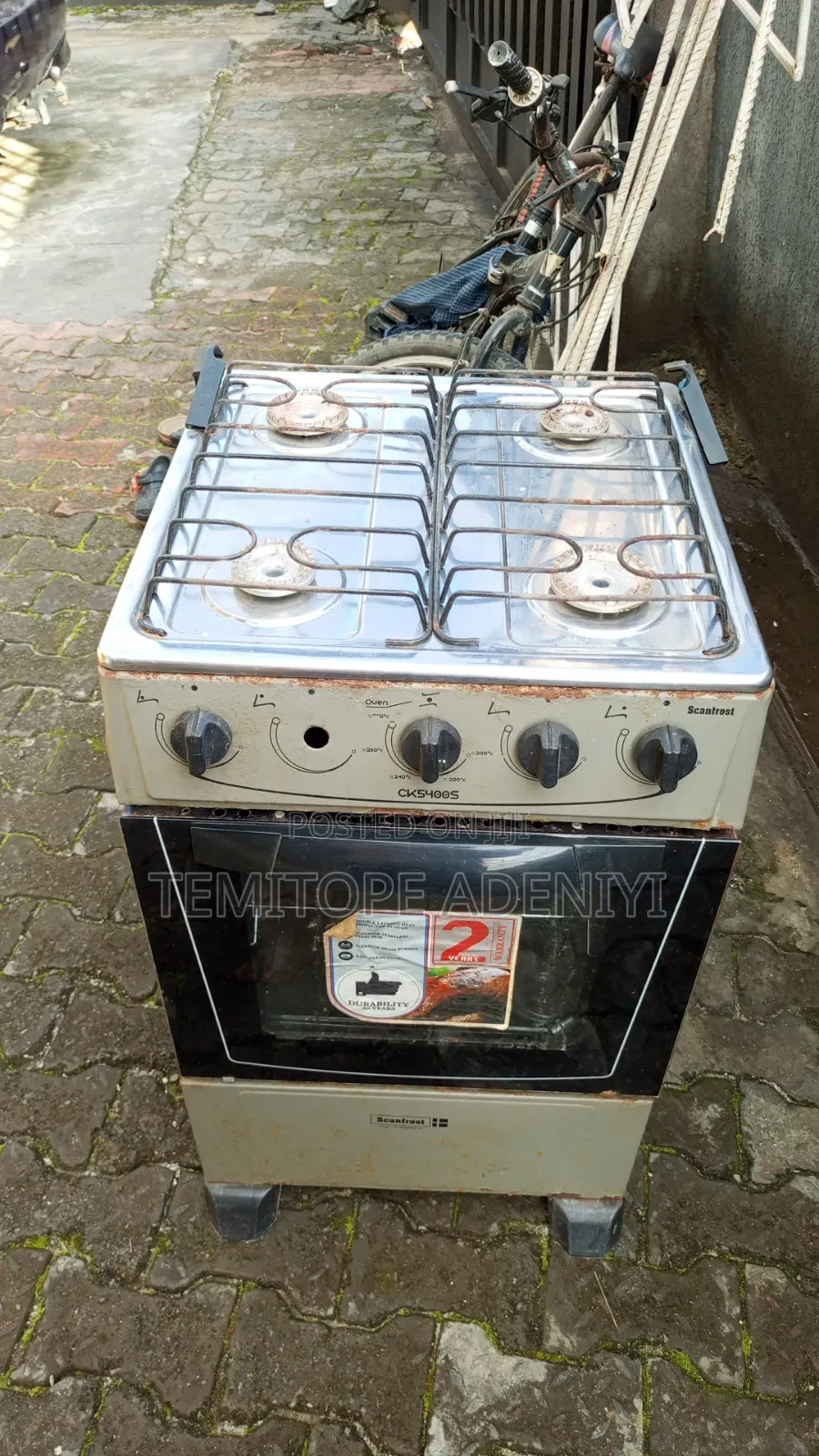 Scanfrost Gas Cooker