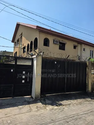 1bdrm Apartment in Ojota for rent
