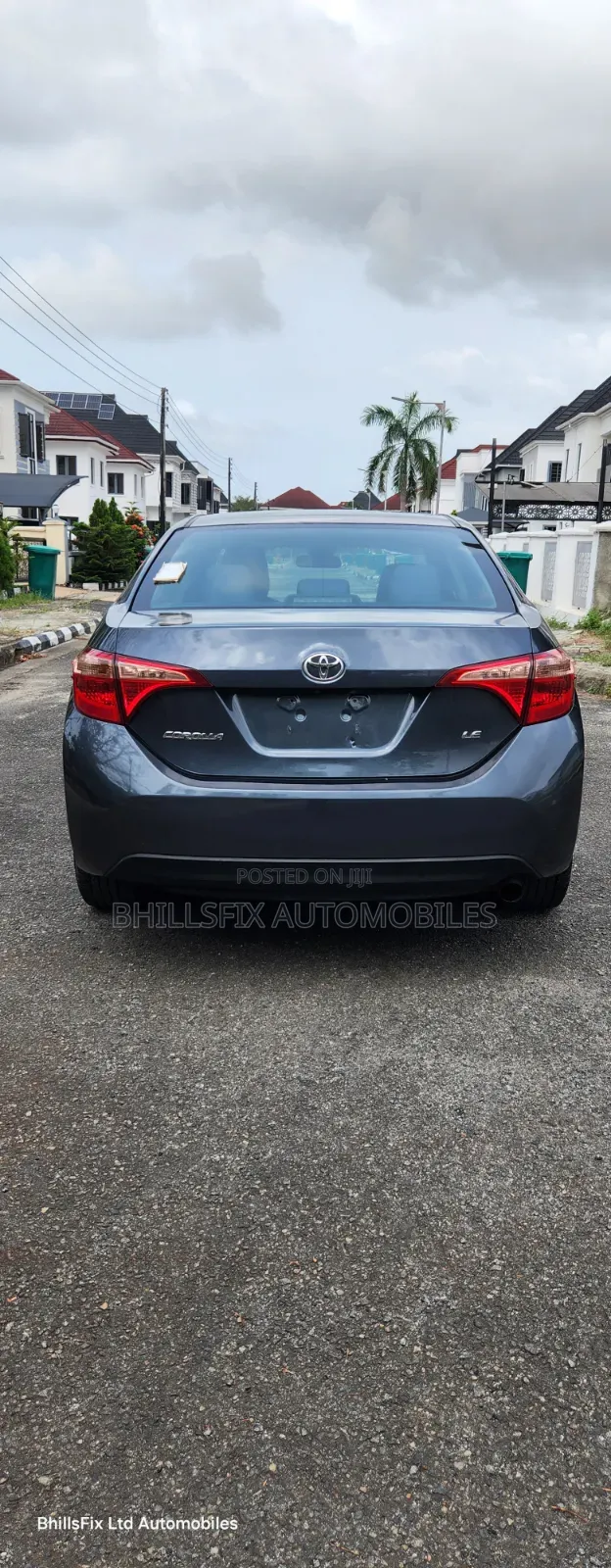 Toyota Corolla LE Eco (1.8L 4cyl 2A) 2019 Gray