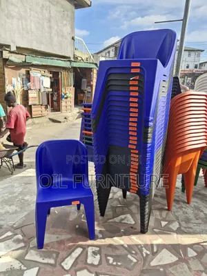 ​Heavy-Duty Armless Plastic Chairs,Durable Stackable Event & Home Seat