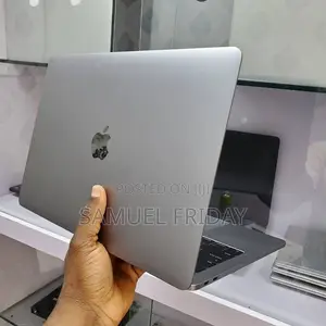 Laptop Apple MacBook 2007 8GB Intel Xeon SSD 128GB