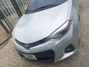 Toyota Corolla S Premium 4dr Sedan (1.8L 4cyl CVT) 2016 Silver