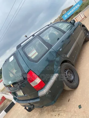 Mitsubishi SpaceWagon 2001 Green
